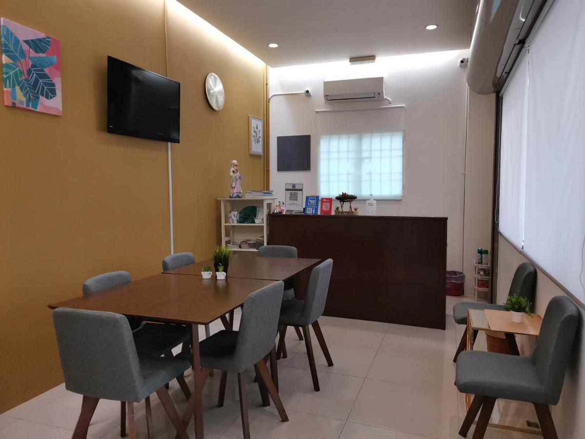 G Fortune Hotel Argyll Road Georgetown Экстерьер фото